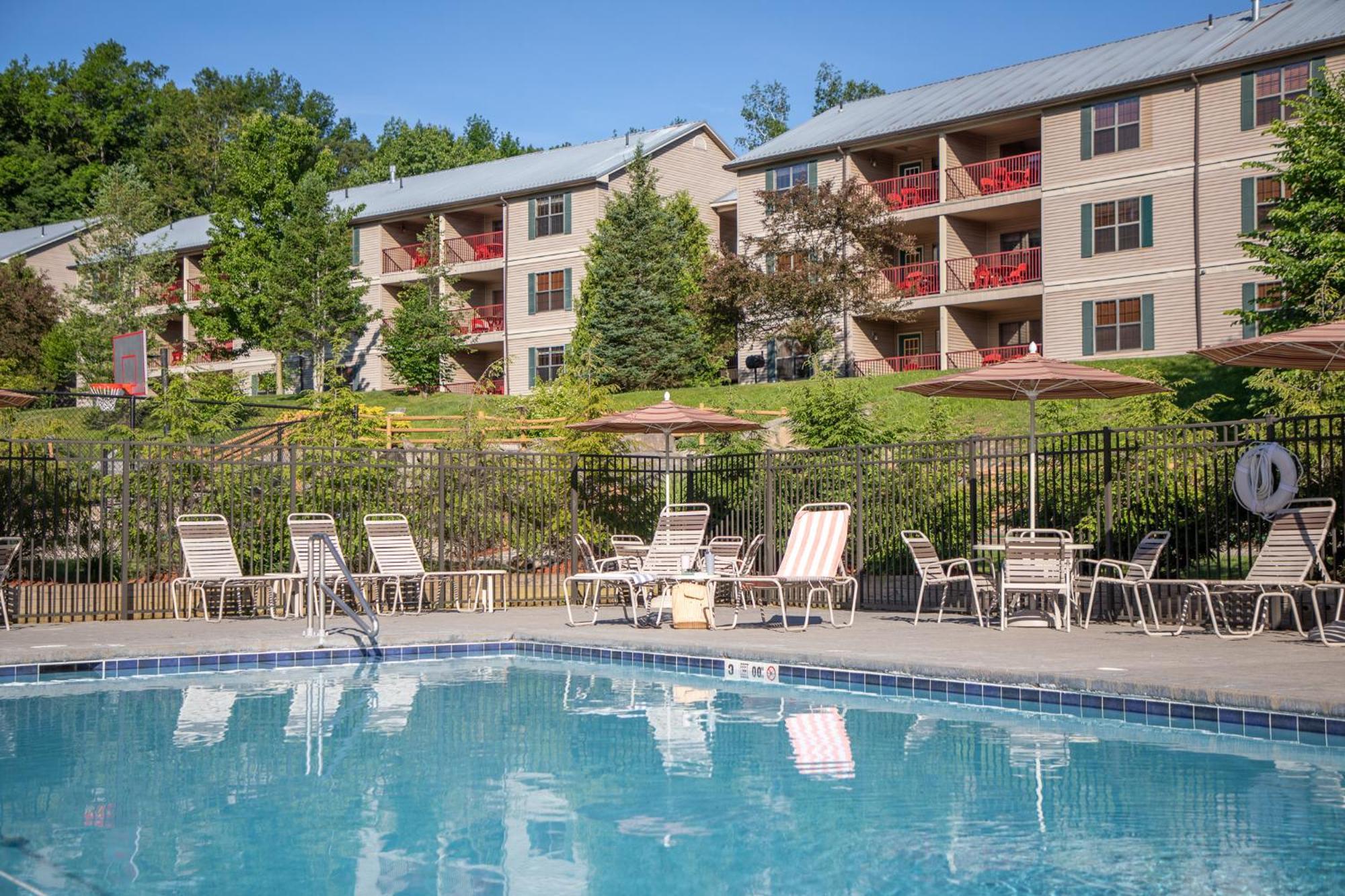 Holiday Inn Club Vacations Oak N Spruce Resort In The Berkshires Ли Экстерьер фото